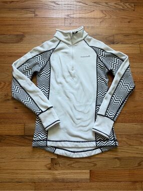 Avalanche Women’s White and Black Quarter-Zip